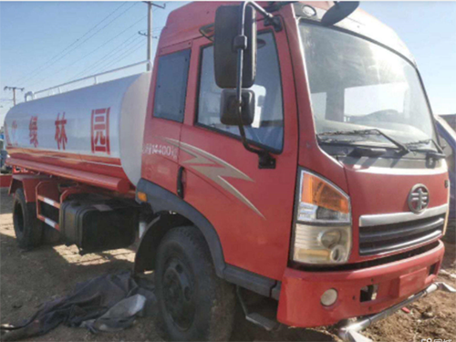 c鿴ԔϢ}ˮ܇ xΔ1986