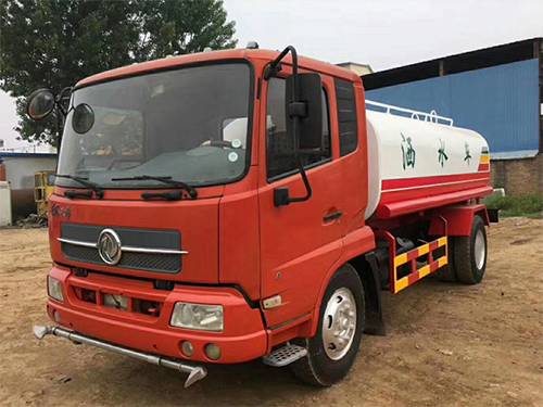 c鿴ԔϢ}ˮ܇ xΔ1986